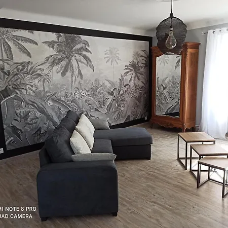 Maison De Village 6/9 Prs