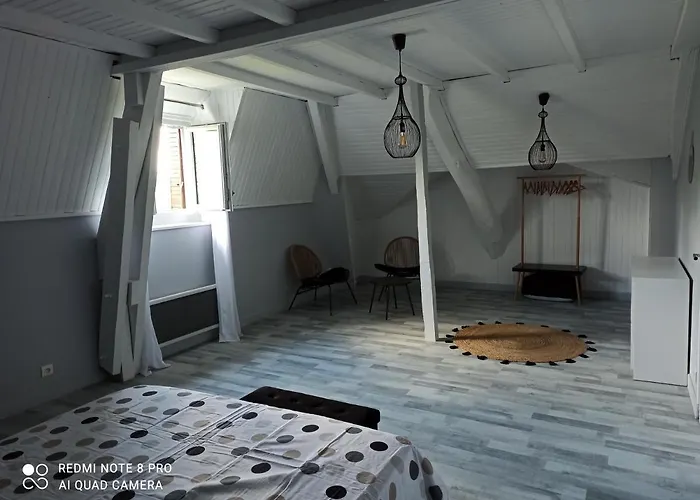 Maison De Village 6/9 Prs