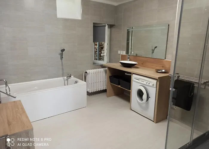 Maison De Village 6/9 Prs Sauveterre-de-Rouergue